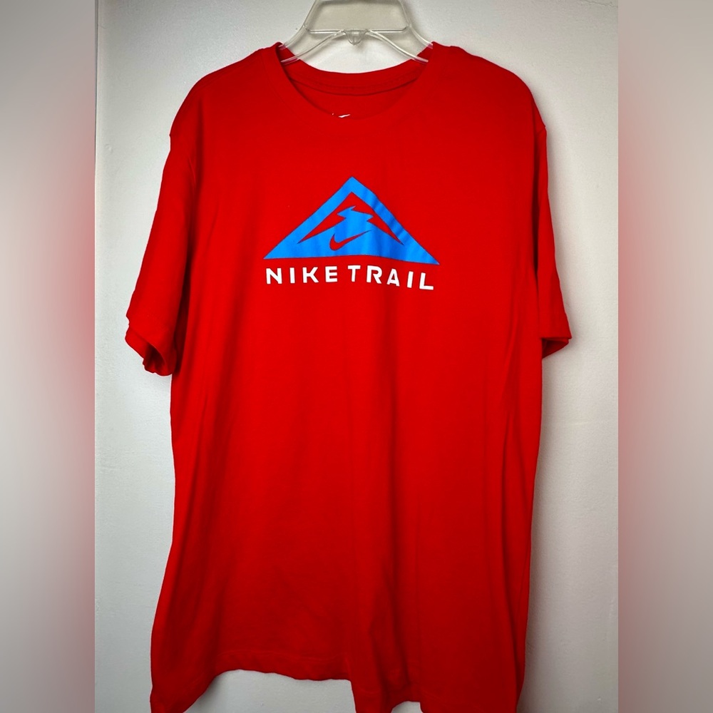 Nike Men’s short sleeve shirt.